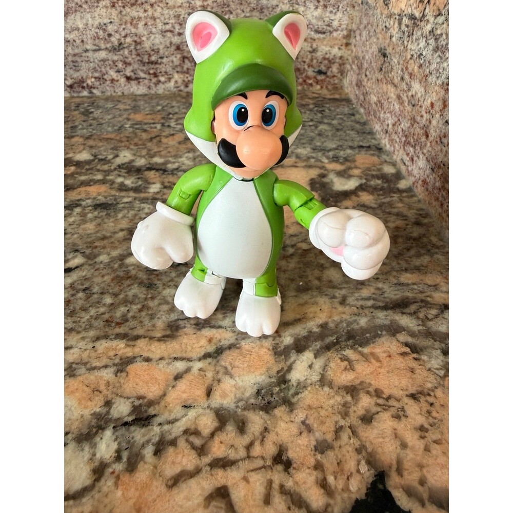 World of Nintendo Jakks Super Mario Cat Luigi Articulated Figure